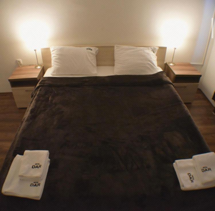 Motel & Restaurant Dar 新帕扎尔 外观 照片